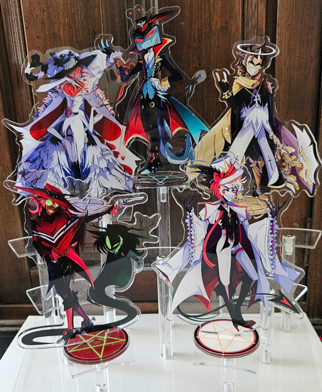 Vampire Standees